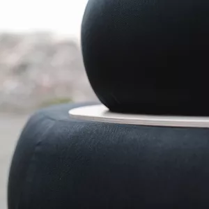 Čalouněné křeslo se stolkem SIRIUS